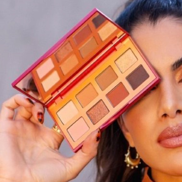 elaluz Other - Elaluz Brazilian Goddess Eyeshadow Palette